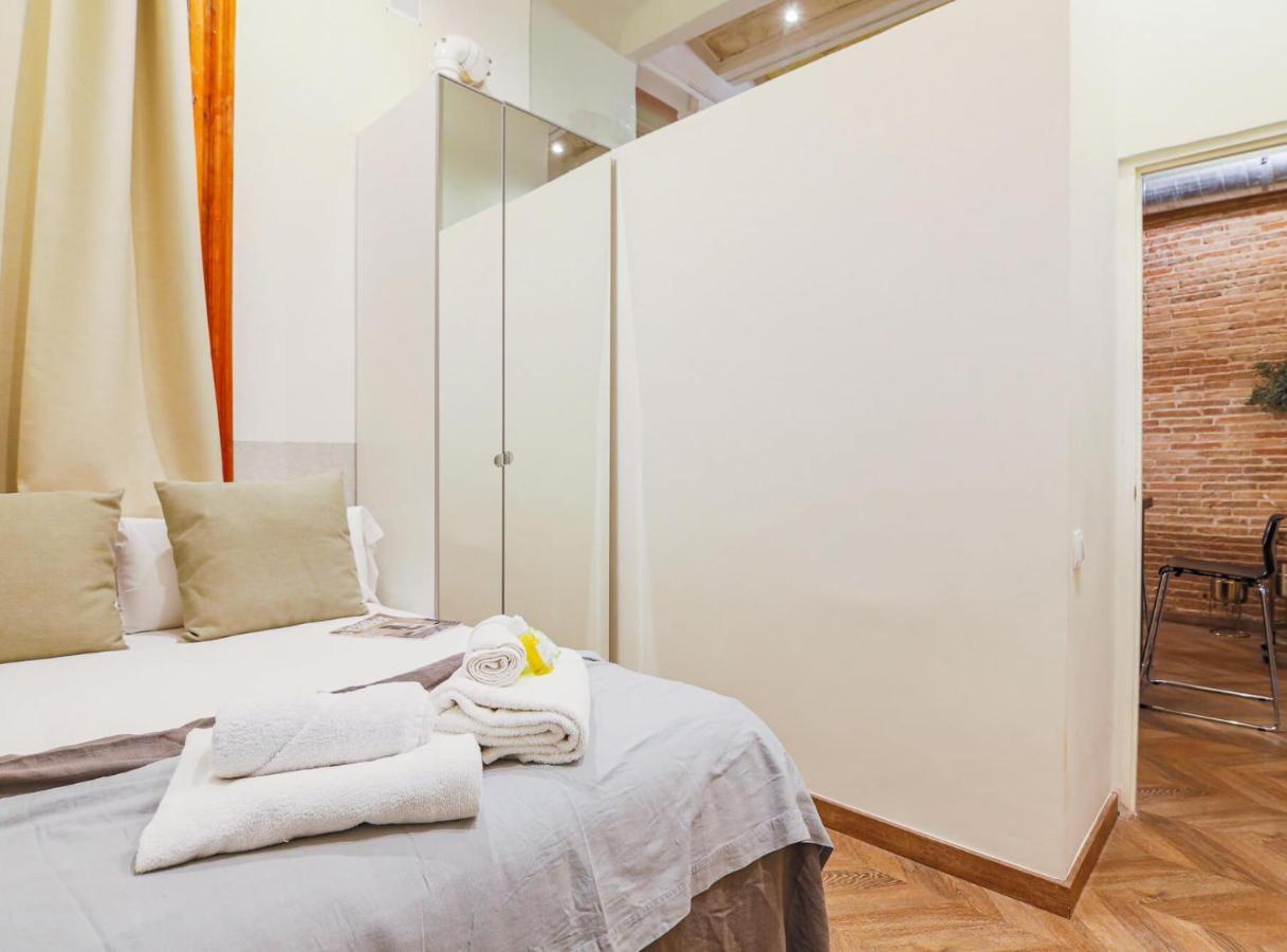 Avinyo 2 Gotic - Spacious Loft In Gothic Quarter! Барселона Экстерьер фото
