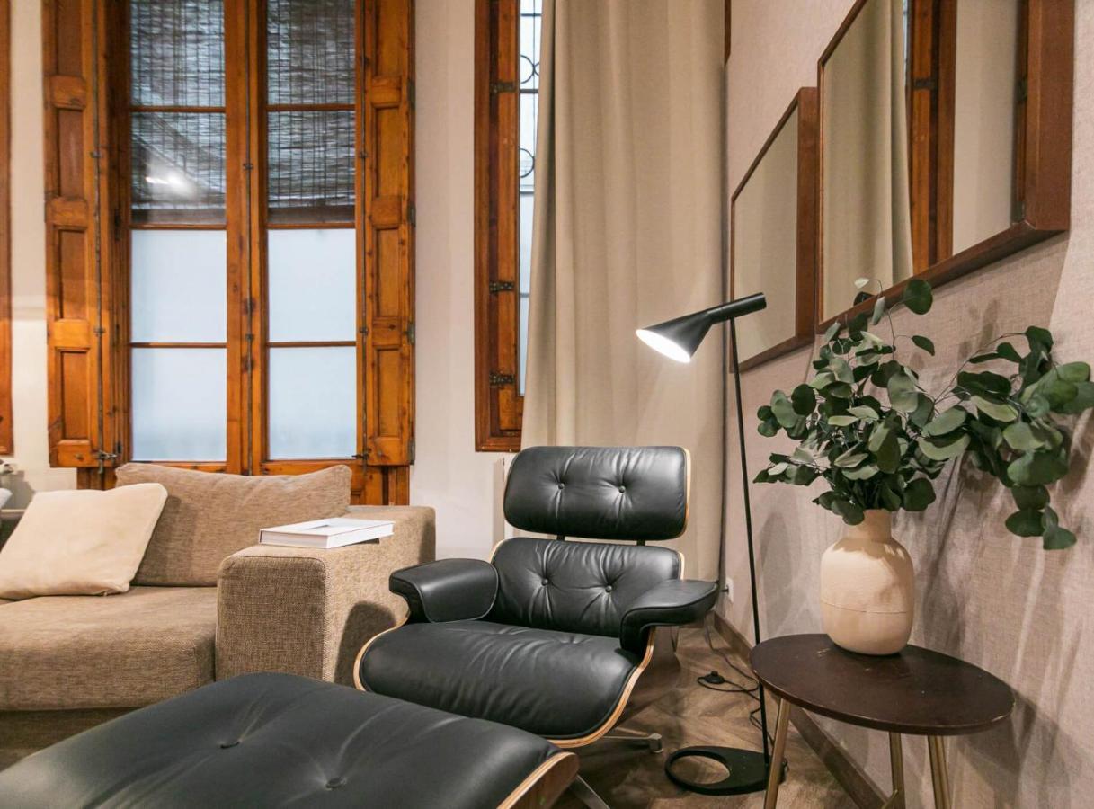 Avinyo 2 Gotic - Spacious Loft In Gothic Quarter! Барселона Экстерьер фото